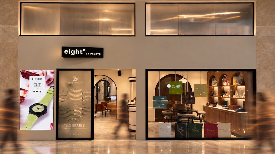 eight° shopfront at Moda Mall